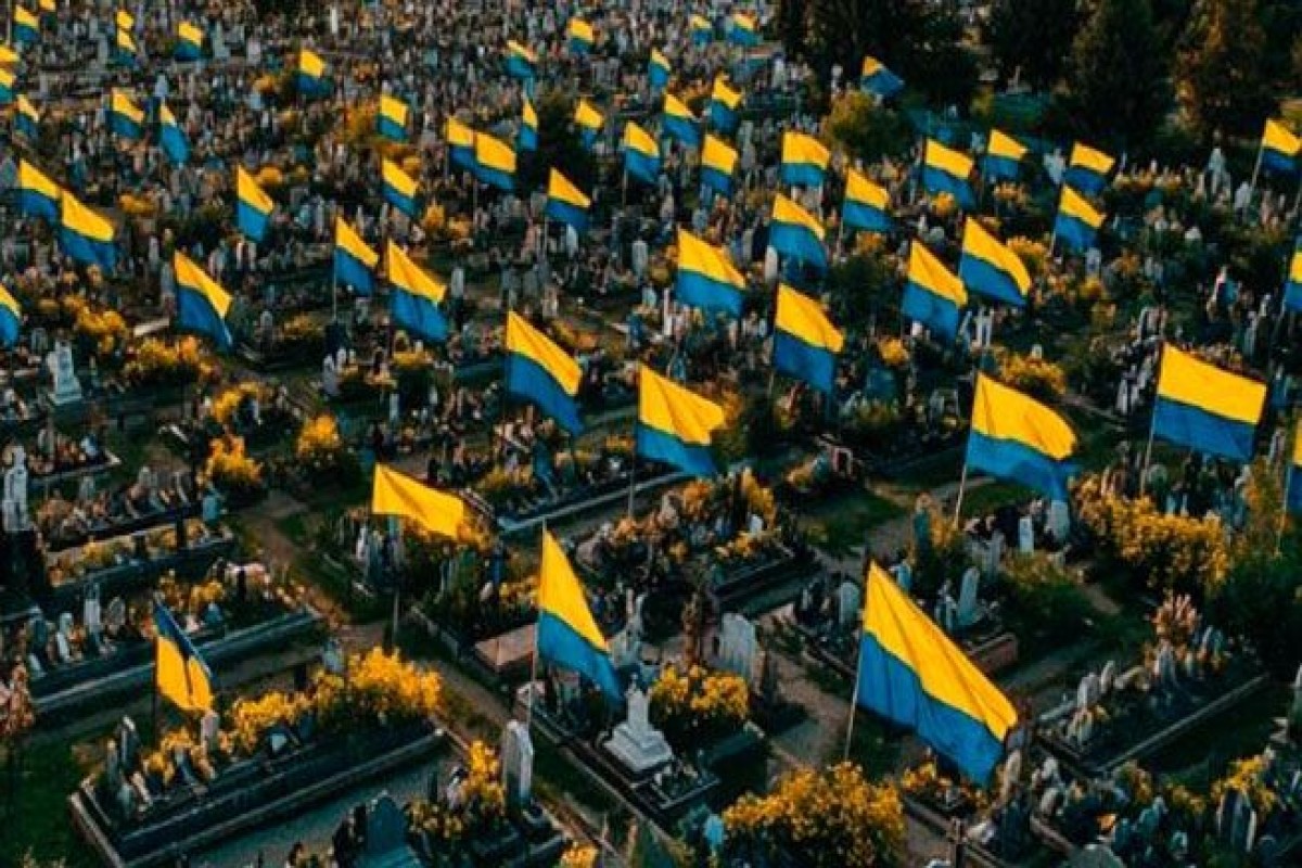 СМИ опубликовали кадры масштабных военных кладбищ в Украине-ФОТО -ВИДЕО 