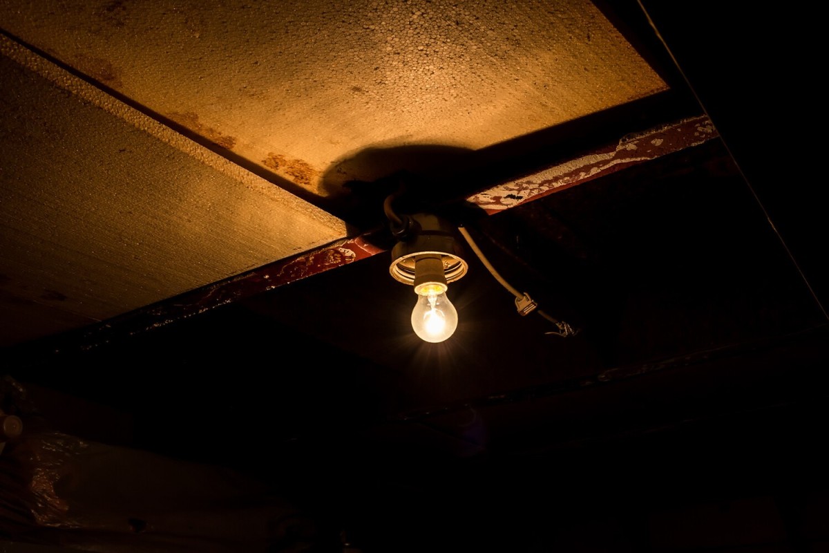 В Финляндии освободили мужчину, десятилетиями жившего в подвале без окон и туалета