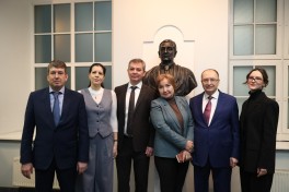 В Санкт-Петербургском университете увековечили память азербайджанского ученого Ильгама Рагимова