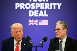 Стармер и Трамп обсудили поиск путей к прекращению огня на Украине