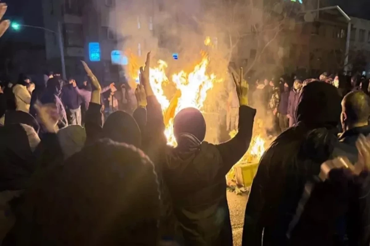 Число погибших во время протестных акций в Иране превысило 5800 человек