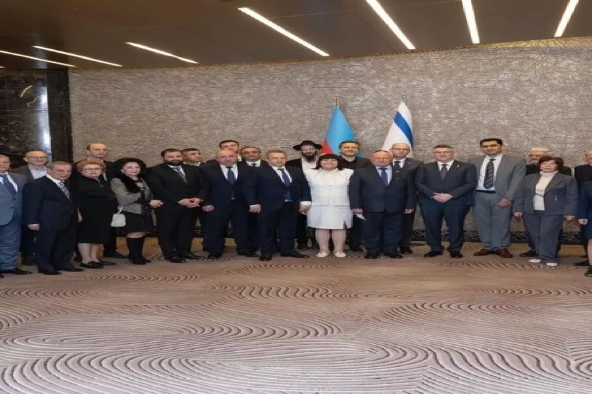 Глава МИД Израиля встретился в Баку с лидерами еврейской общины-ФОТО 