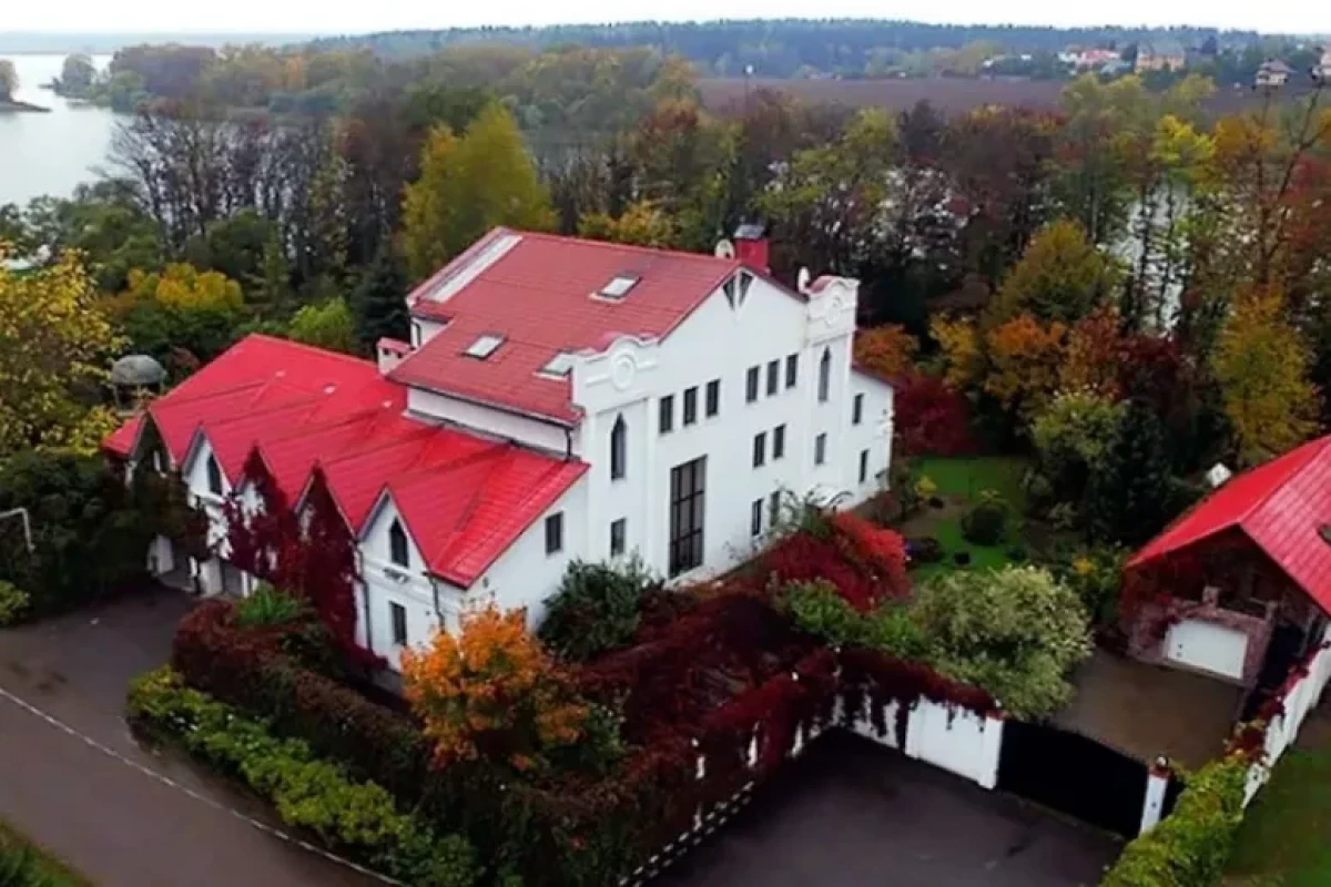 Власти Москвы обязали снести личный пирс Аллы Пугачевой в Подмосковье-ФОТО 