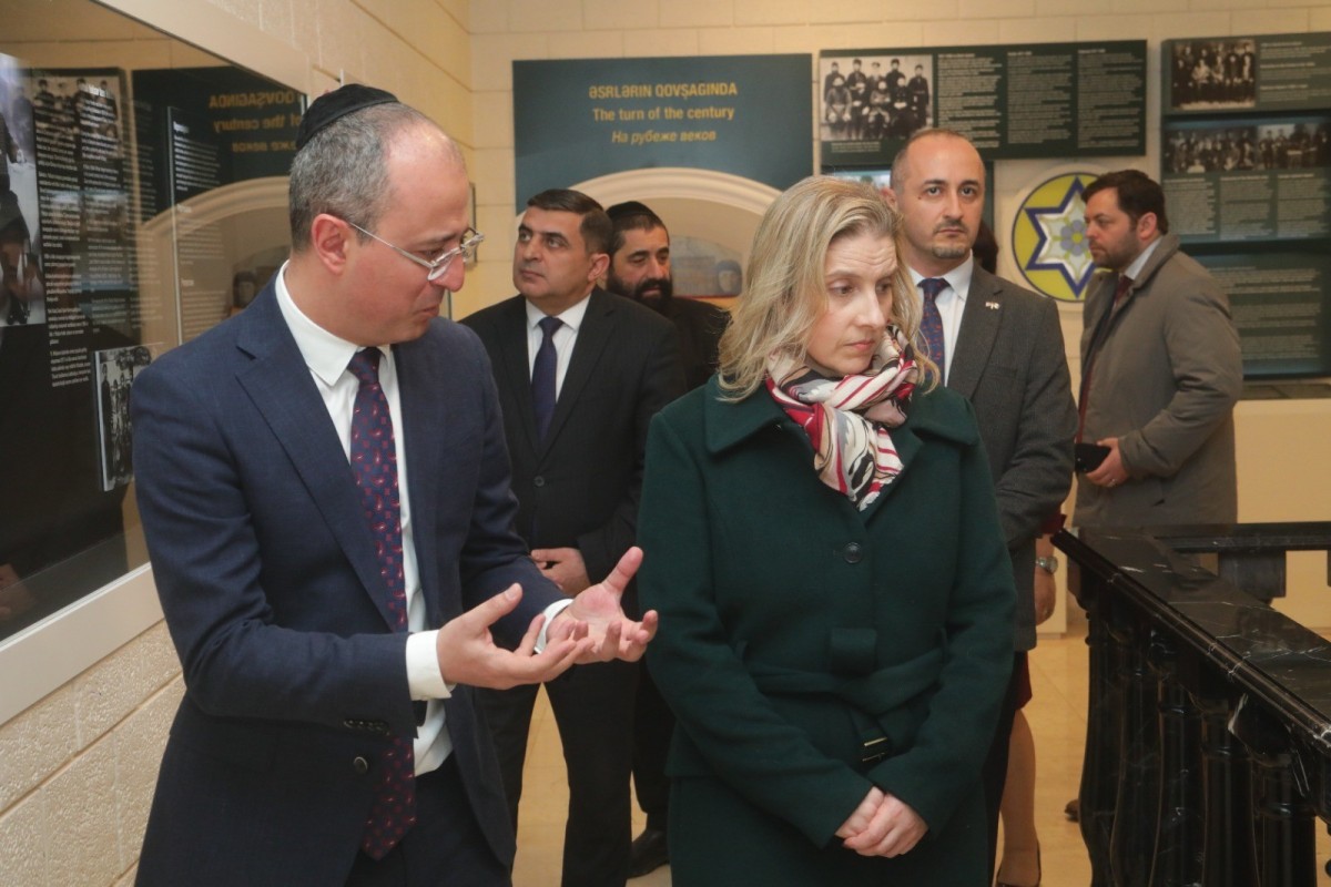 Международный день памяти жертв Холокоста отметили в Музее горских евреев в Баку-ФОТО 