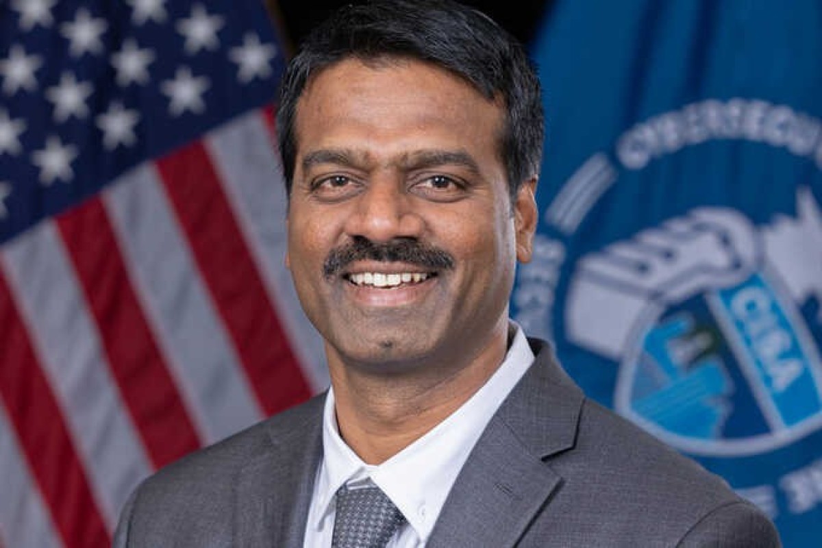 Politico: глава CISA загрузил служебные документы в ChatGPT