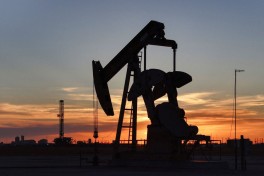 Цены на нефть Brent, WTI и Azeri Light выросли на мировых рынках