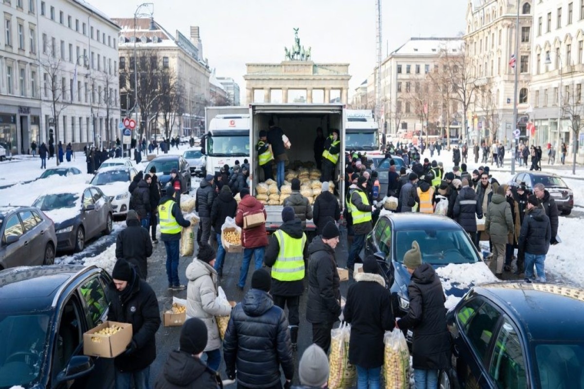 «Великое спасение картофеля»: в Германии раздают сотни тонн урожая
