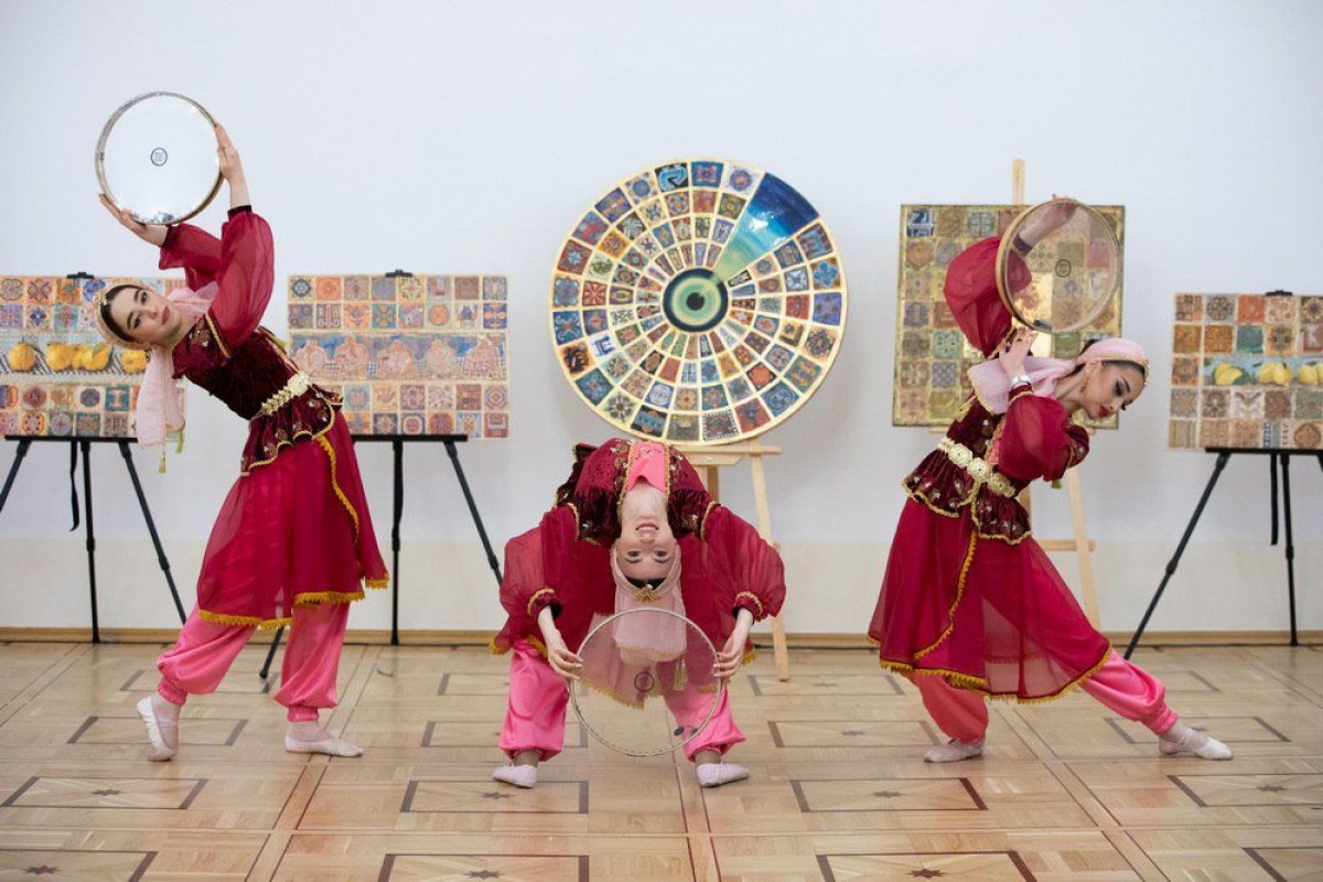 В Москве прошел вечер «Азербайджан: страна тысячи цветов»-ФОТО 