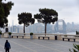 В субботу в Баку юго-западный ветер, в регионах кратковременные осадки