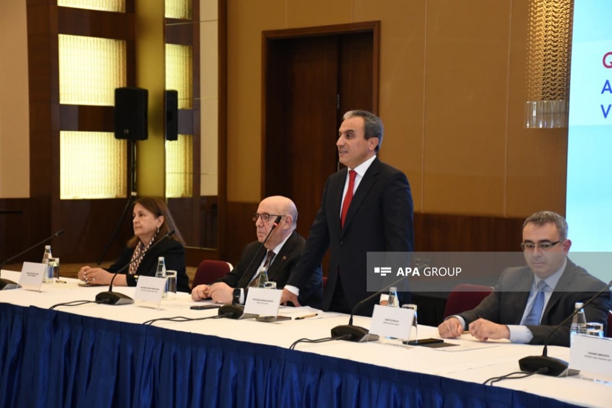 В Баку проходит круглый стол по вопросам трансплантации сердца-ФОТО 