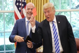 Инфантино подарил Трампу билеты на игры ЧМ на сумму 360 тысяч долларов
