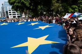 Eurobarometer: доверие европейцев к ЕС достигло рекордного уровня