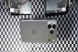 В сеть утекло видео с испытаний iPhone 18 Pro на прочность