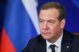 Медведев предложил создать союз стран, находящихся под санкциями