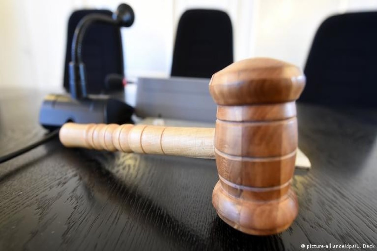 В Баку оглашен приговор бывшим должностным лицам Счетной палаты