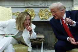Власти Италии отреагировали на выпад Трампа в адрес Мелони