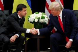 Трамп на встрече с Зеленским : анонсировал звонок Путину и заявил о прогрессе в мирном процессе