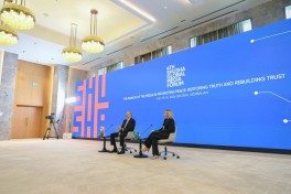 Ильхам Алиев высказался в поддержку FM-радио в электромобилях