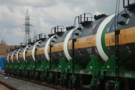 Кыргызстан полностью запретил вывоз нефти и нефтепродуктов