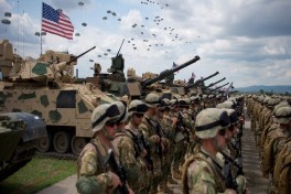 FT: Американских военных на Ближнем Востоке отслеживали через мобильные сети