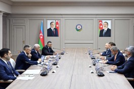 Али Асадов встретился с главой Damen Shipyards Group