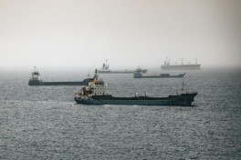 WSJ: Иран в период перемирия с США вывез нефти на $6 млрд