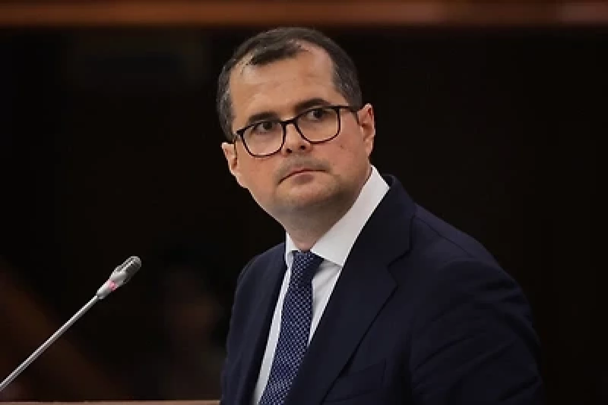 Премьер Молдовы подтвердил наличие румынского гражданства