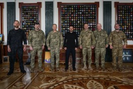 Зеленский объявил о смене руководства ВСУ и новом начальнике Генштаба