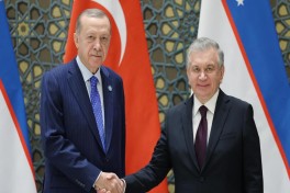 Эрдоган пригласил Мирзиёева на саммит тюркских государств и COP31