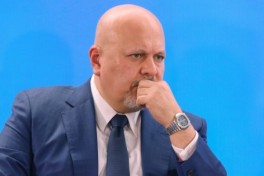 Карим Хан хочет оспорить решение об отстранении с поста прокурора МУС
