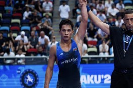 Азербайджанский борец завоевал серебро на ЧМ в Баку