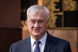 Сибига позвонил главе МИД Ирана после угроз ударами по Украине