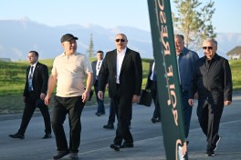Ильхам Алиев принял участие в открытии гольф-клуба на Иссык-Куле-ФОТО 