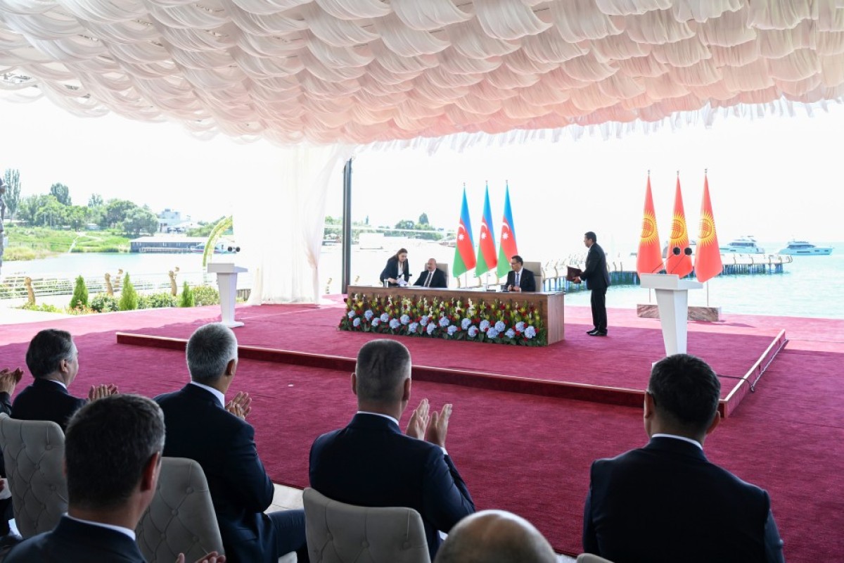 Баку и Бишкек официально стали союзниками: ПОДПИСАНЫ ДОКУМЕНТЫ 