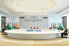 В Чолпон-Ате проходит неформальная встреча лидеров Азербайджана и стран Центральной Азии-ФОТО 