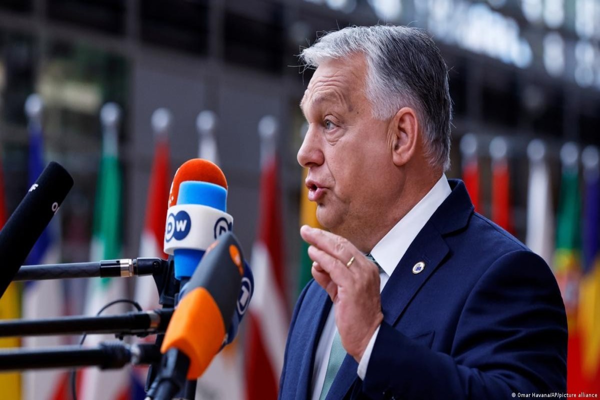 Соратники Орбана призвали не менять курс Венгрии по Украине