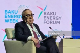 Байларбайов: география экспорта газа Азербайджана будет расширяться