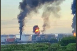 Зеленский написал пост о ночных ударах по Петербургу