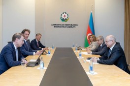 Азербайджан и Германия обсудили поставки газа и энергопереход