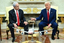 Нетаньяху призвал дать Трампу шанс в переговорах с Ираном