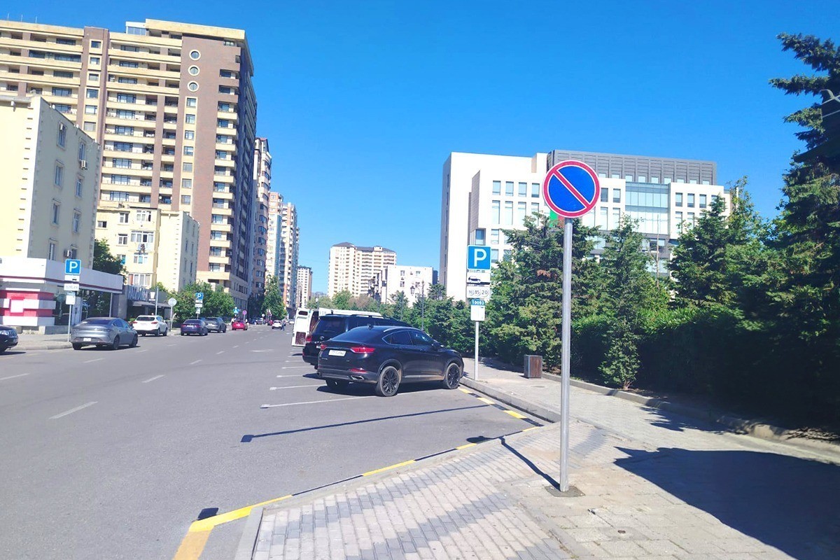 В Баку еще у шести медучреждений появились зоны для высадки пассажиров -ФОТО 