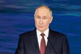 Путин: От Киева соглашение может подписать хоть Зеленский