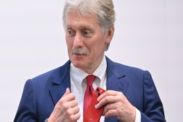 Песков: Если Зеленский хочет встретиться с Путиным, он может приехать в Москву