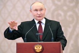 Путин заявил, что для переговоров не нужно прекращать боевые действия