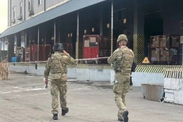 В Киеве на почтовом терминале взорвалась посылка, есть погибший и раненые 