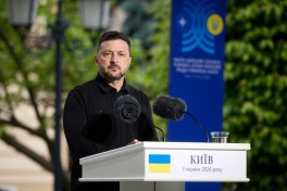 Зеленский: Россия вновь выбрала войну