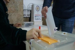 «Сильная Армения» зафиксировала сотни нарушений в ходе процесса голосования и подготовки к выборам