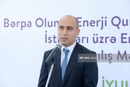 Эмин Амруллаев заявил о снижении роли учебников из-за искусственного интеллекта