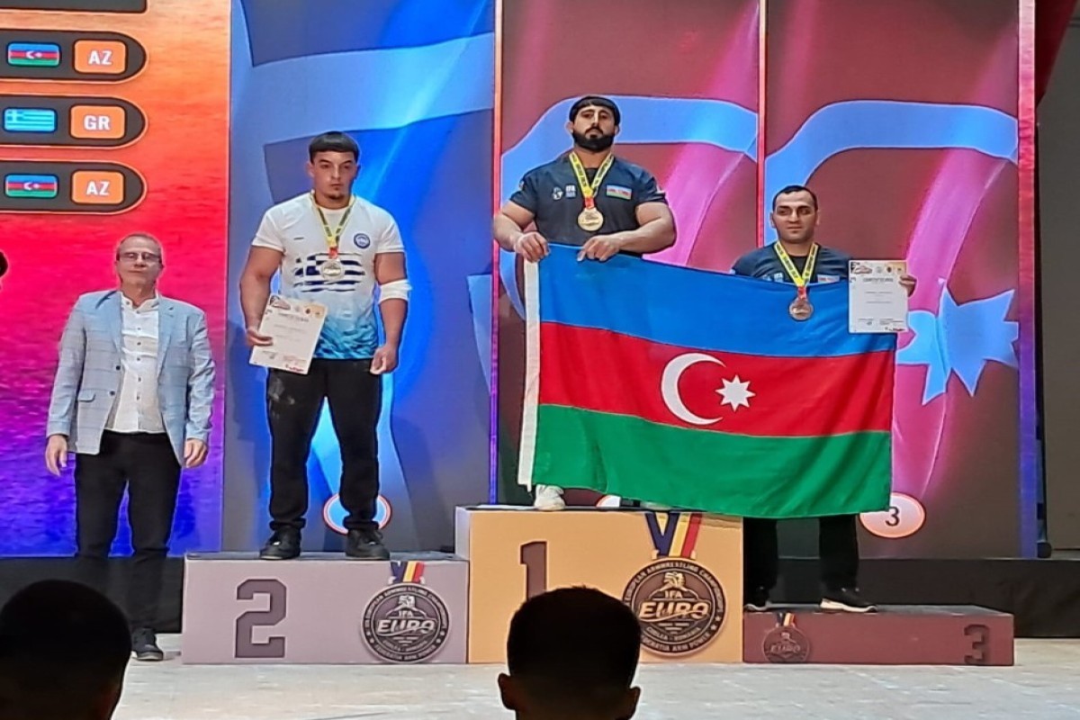 Сотрудник МЧС Азербайджана стал призером чемпионата Европы по армрестлингу