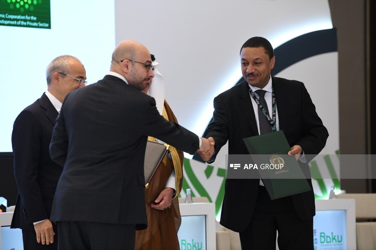 В Баку подписан ряд соглашений между структурами IsDB и азербайджанскими партнерами-ФОТО 